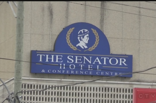 senator hotel buitenkant.png