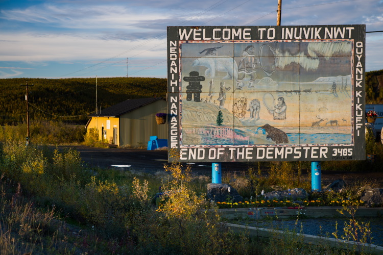 dempster highway end of the highway.jpg