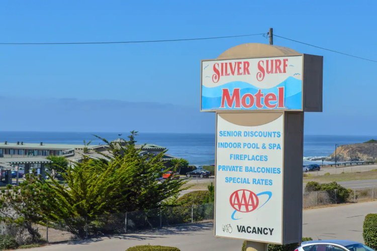 silver surf motel aankomst.jpg