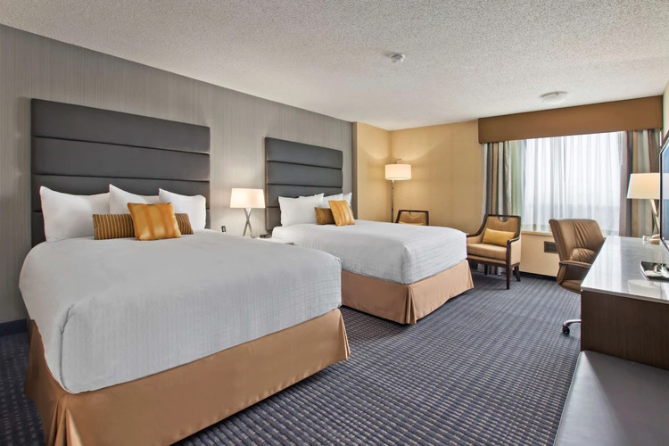 best western premier calgary plaza hotel conference centre kamer.jpg