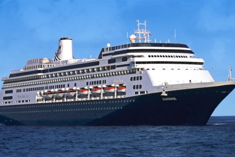 holland america line - ms zaandam 002.jpg