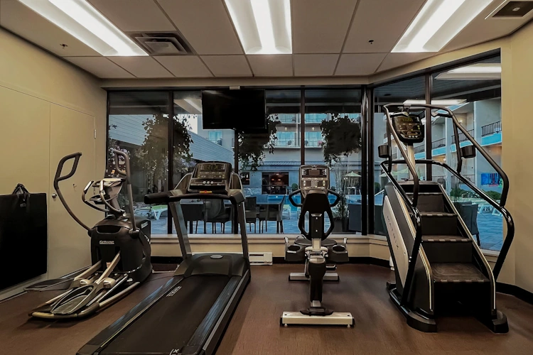 coast capri hotel fitness.webp