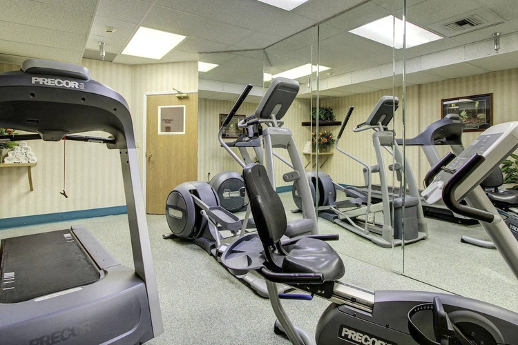 clarion suites downtown fitness.webp