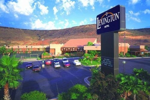 Lexington Hotel 001