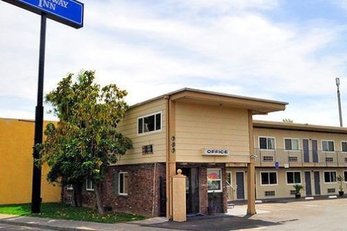 Rodeway Inn Fresno Exterior