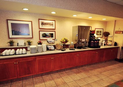 Comfort Inn & Suites Boston Airport 06.[1]